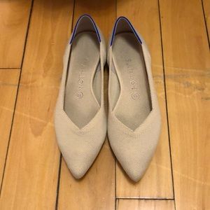 Rothy’s point 8.5 beige gently used